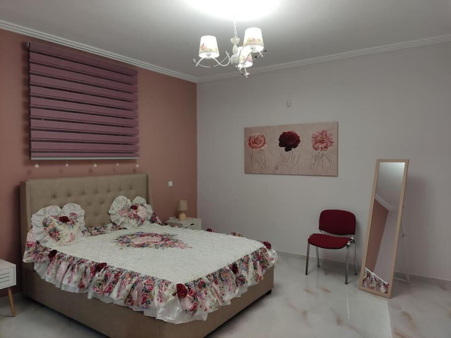 Ebony And Ivory Suites Drosziá Kültér fotó