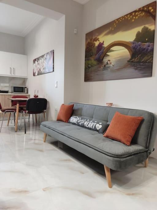 Ebony And Ivory Suites Drosziá Kültér fotó