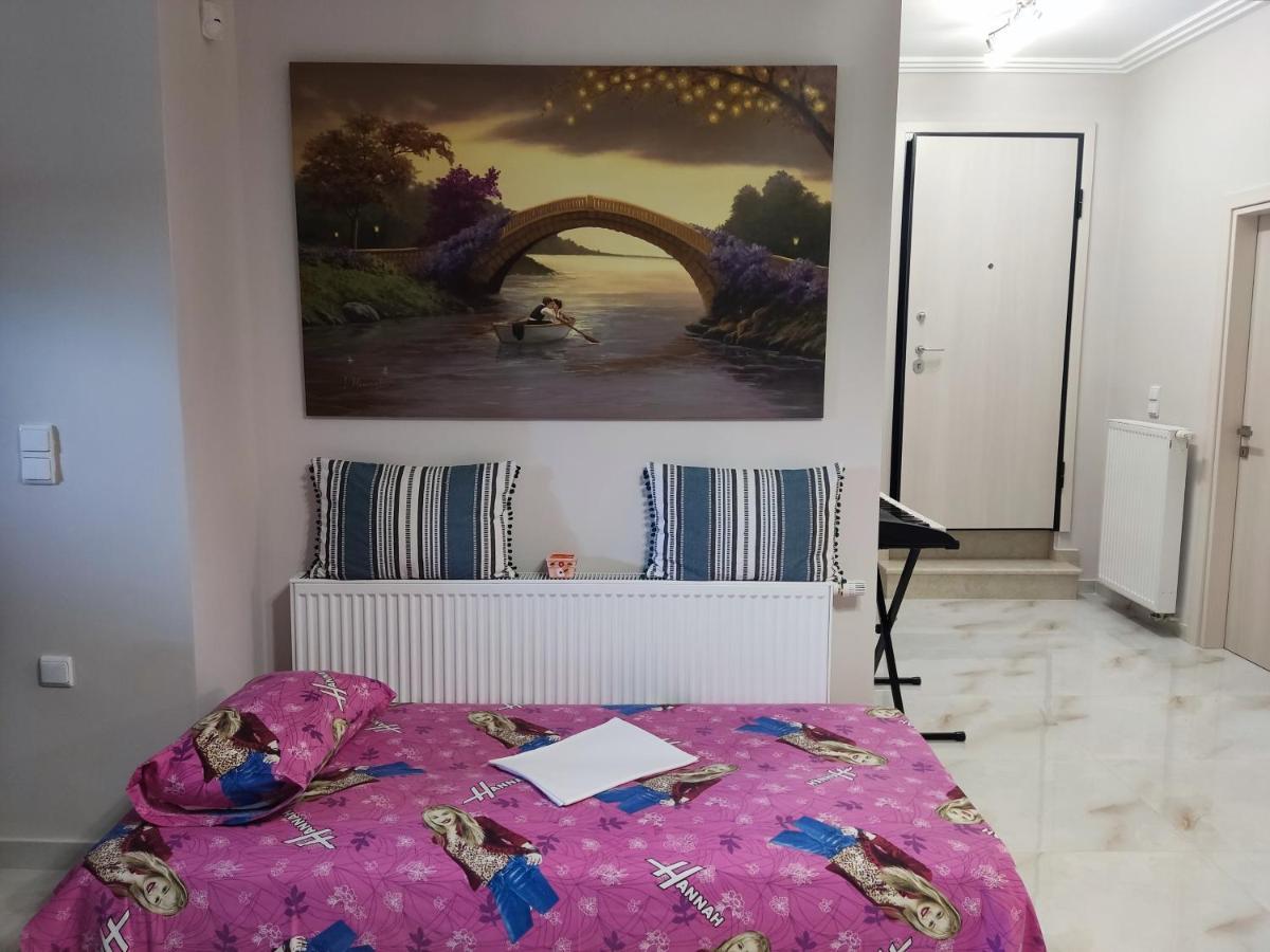 Ebony And Ivory Suites Drosziá Kültér fotó